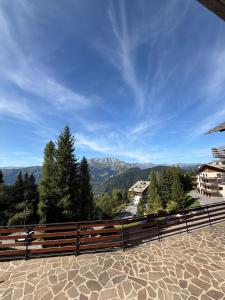 Luxury sulle piste da sci - box - 6 letti, Appartamento ristrutturato 2025 -