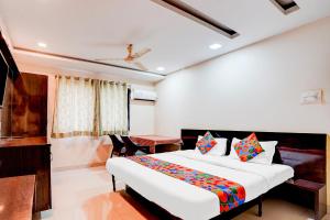 FabHotel Chetan Executive