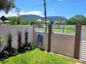 Casa aconchego, lugar tranquilo p4, Pet friendly, Garagem