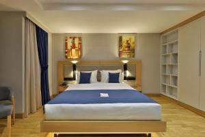 Istanbul Taksim Pera Star Hotel - Istiklal Street