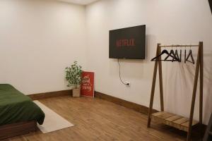 Hanoi vibes house in city center