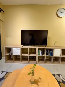 Cozy Lakeview in Shah Alam