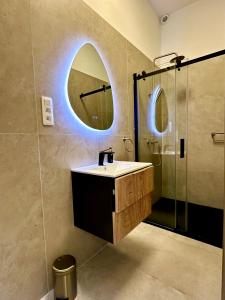 Luxury Suites Royal by Rikas Hotels