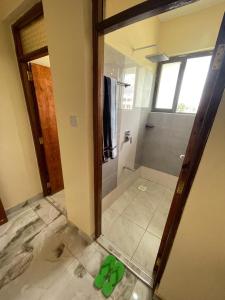 Modern Bed&Bath Stay Near Mtwapa Mall & QuickMart