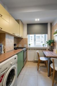 Shangri La Central Loft