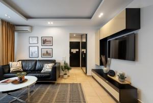 Shangri La Central Loft