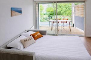 Vaste studio 3 personnes avec balcon et parking