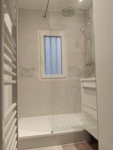 Élégant T2 hyper centre Chambéry