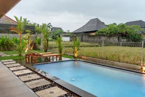 Griantika Villa Sriwedari 2 - Brand new villa with ricefield view