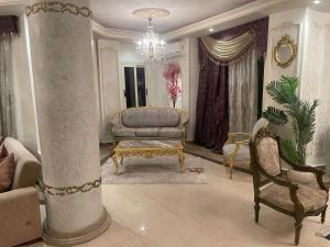 Luxury 3 bedrooms apartment for rent in a sheikh zayed compound