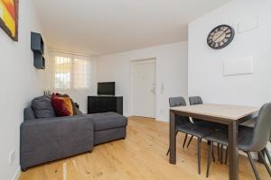 Bnbest San Siro Apartment 6 pax