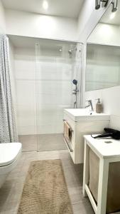 Night next to the Museum