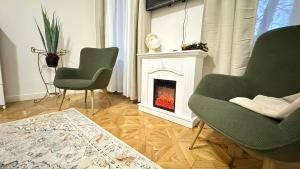 Night next to the Museum