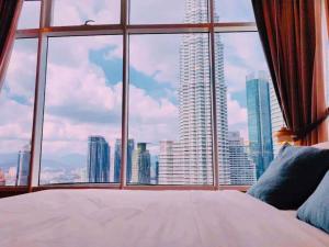 Sky suites KLCC By Comfortable Stay