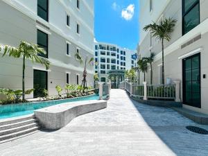 Apartment at the brand new Title Legendary by Lofty