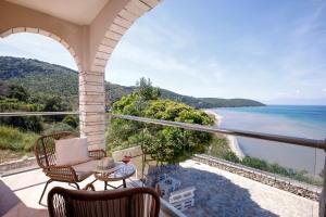 Alisachni Apartments 1st Floor