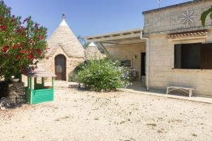 Trulli delle Acacie by Perle di Puglia