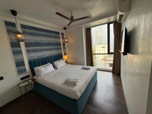Palm Breeze Hotel - Colaba
