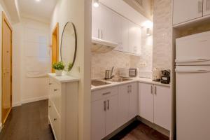 Pequeño descanso para 3, en Plaza de Chueca