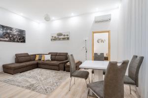 Cocoa Court Apartment