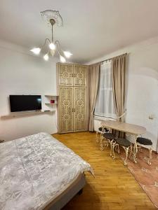 Deep Bath Apartment Central