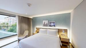 Park Inn & Suites by Radisson Thrissur East Fort