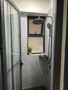 Marlynlo Stays and Realty