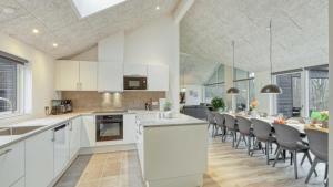 Villavilla 761 - Trams Am See, Deutschland