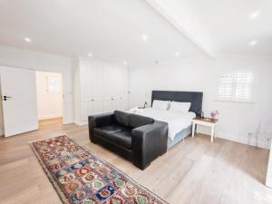 Spectacular family home in Umhlanga- walk to the beach