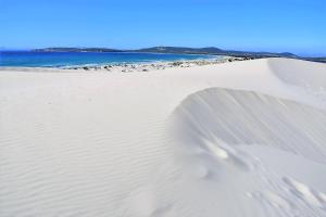 CLASS ROOMS AFFITTACAMERE con bagno privato , vicino alle DUNE di PORTO PINO