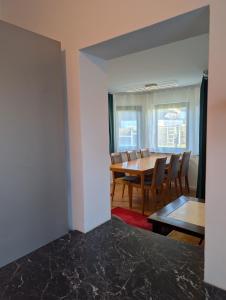Ferienwohnung mit Terrasse in der Nähe vom Golfplatz
