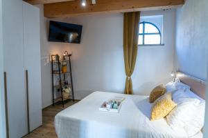 Passalacqua Home Ground Floor between culture and the sea