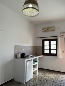 Vivazoi Ousia studio # 3