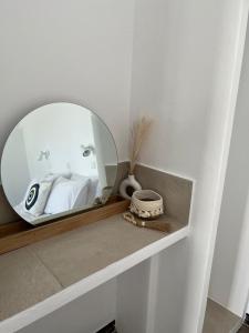 Vivazoi Ousia studio # 3