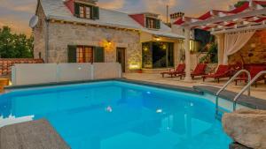 Villa Kameni Cvijet - Makarska by Villas Guide