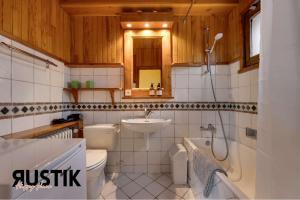 Genepi rustique suite of the Daphnes chalet