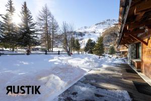 Genepi rustique suite of the Daphnes chalet