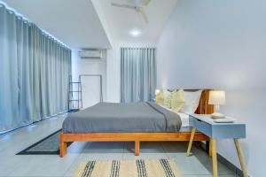 G Square 1 Room with Private Balcony Near Alappuzha Beach & Other Popular Attractions
