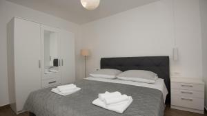 Villa Modriola - Makarska by Villas Guide