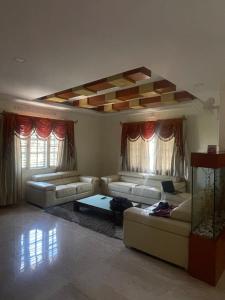 Luxury 3BHK near Mall of Asia close to Airport Road