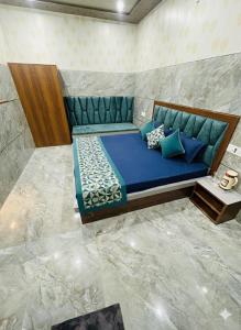 Shri Kusum Sadan Home stay Vrindavan