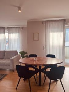 Penthouse Supreme HU