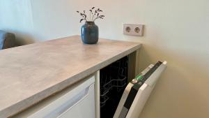 City Heart Studio with Stunning Sea & City Views