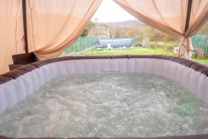 Casa Luna Rural Con Piscina y Jardín