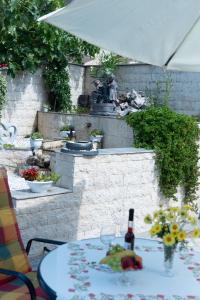 Studio apartman Lucija by Villas Guide