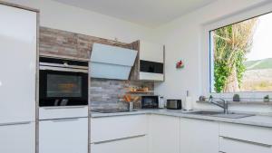 Beautiful Villa Miki with pool in Makarska