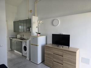 Europe Sun Bungalow 1