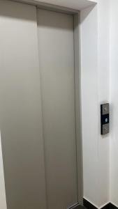 Modern 2BR Miraflores Apt, Terrace & Boardwalk