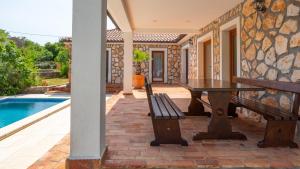 Vila Gostinjac 2 with pool Krk by Villas Guide