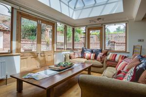 4 Bed in Harpley oc-1989